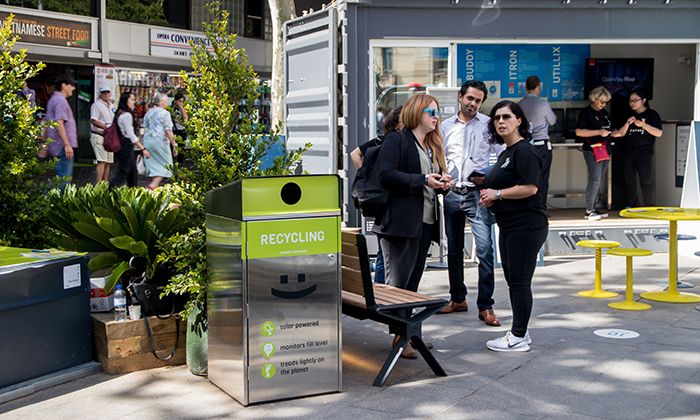 Escola SmartBins helped to manage Future waste, with sensors to monitor fill levels.