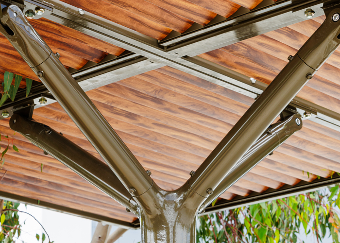 ChillOUT Tree with aluminium spotted gum louvres and duratec eternity bronze trunk