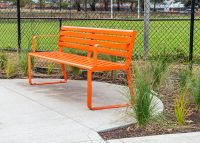 Linea Seat (LIS10, 1800) in Sensation Orange.