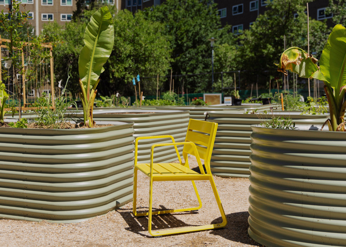 Piatto Chair (PC7 600mm), freestanding with frame and battens in Brilliant Yellow