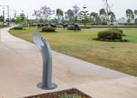 Arqua Fountain, Palladium Silver finish.