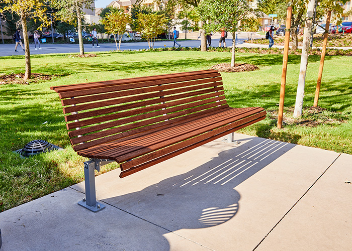 Classic Plaza Seat (CMP1) with eco-certified hardwood battens and Palladium Silver frame.