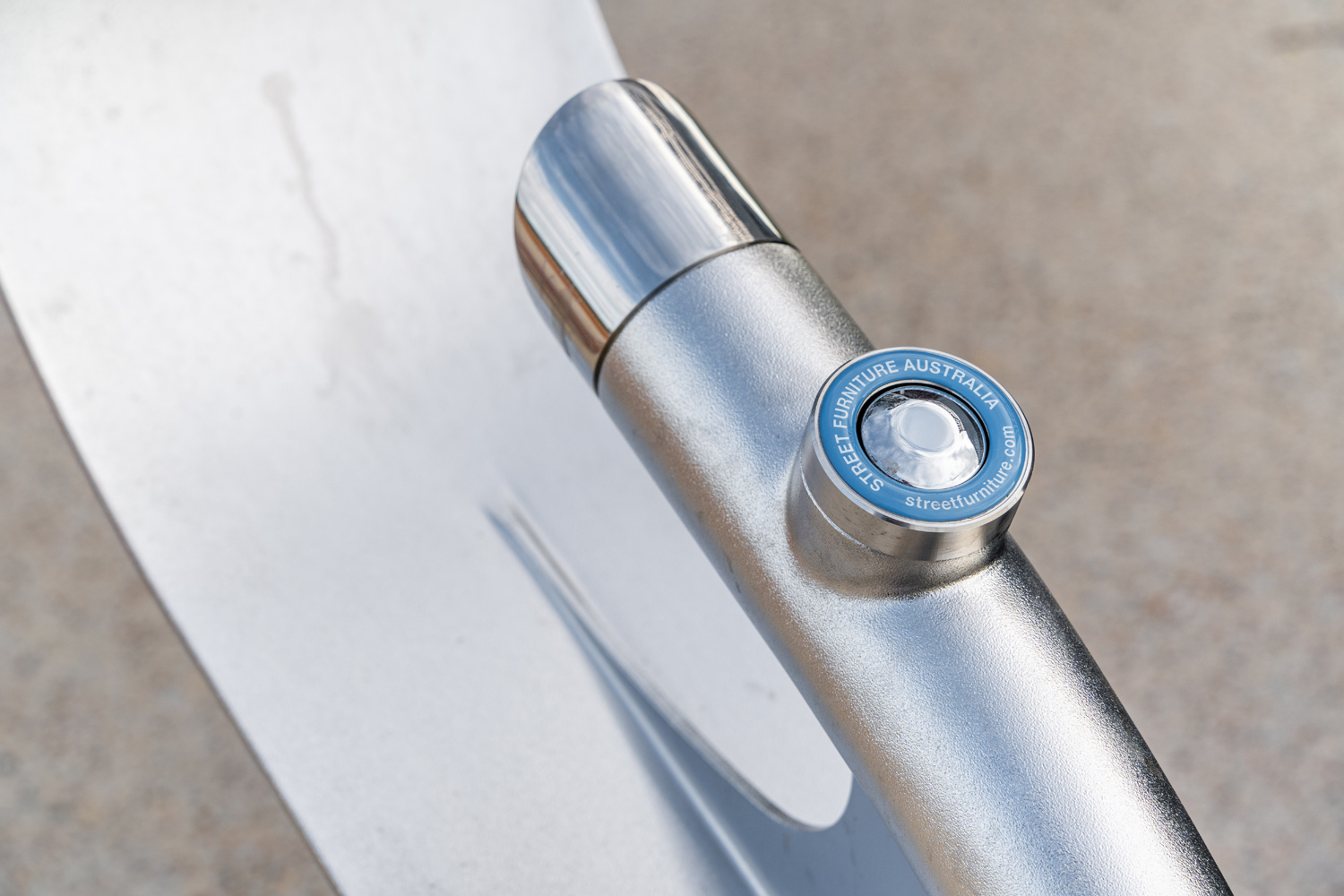 Arqua Dog Bubbler (DF4-DB) in Stainless 316 electropolished.