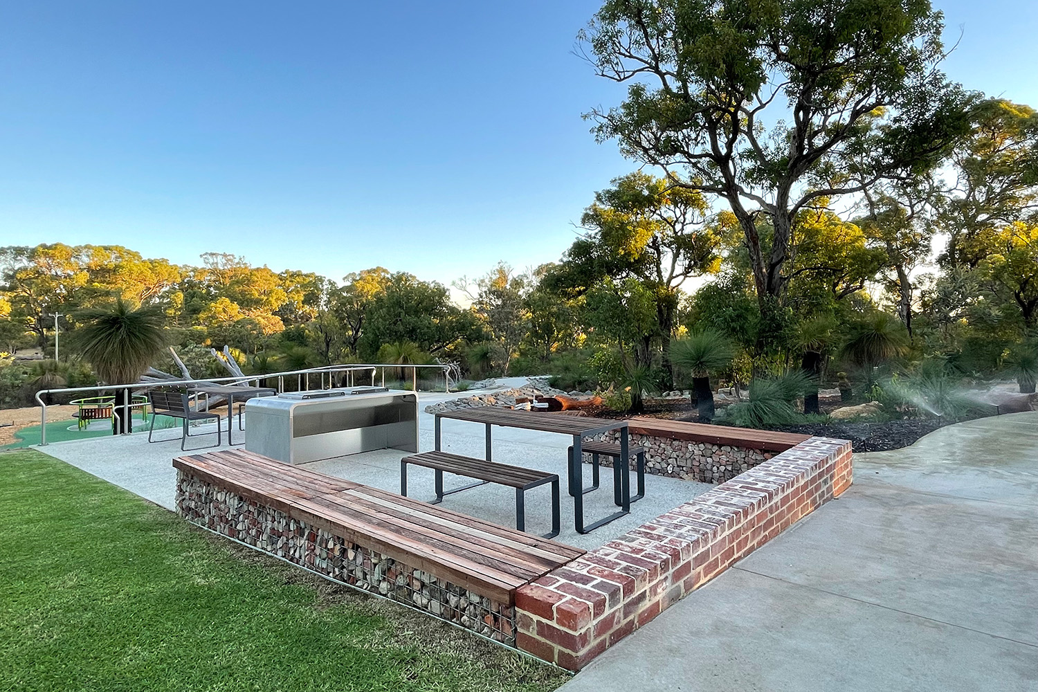 Linea Settings (LIT10-DDA, 1800mm) with benches and seats. Photo: Josh Byrne & Associates.
