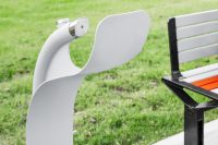 Arqua Dog Bubbler (DF4-DB) in Textura Silver.
