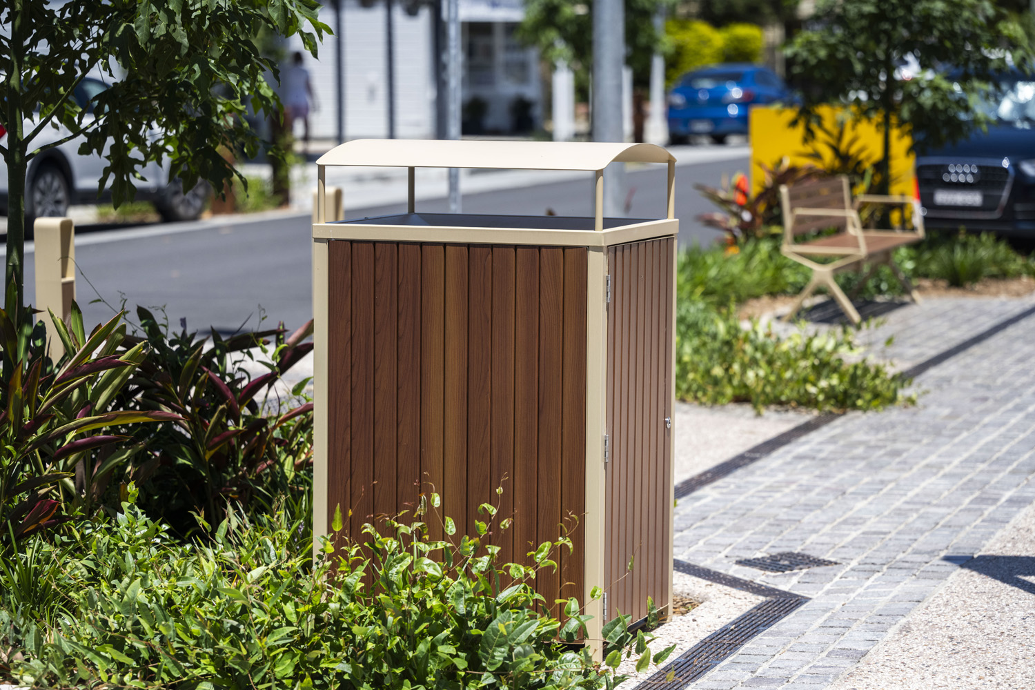 Frame Bin Enclosure (WBE-nF240-BAT) Curved roof, aluminium Bush Cherry battens, Textura Doe Skin frame.